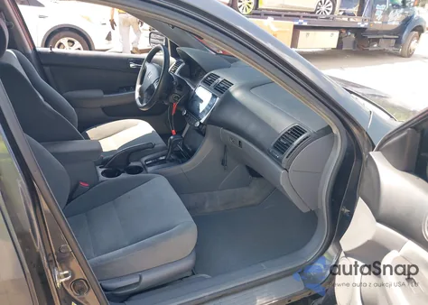 2006 Honda Accord 2.4 Lx z USA, uszkodzony, nr VIN 1HGCM56436A128438